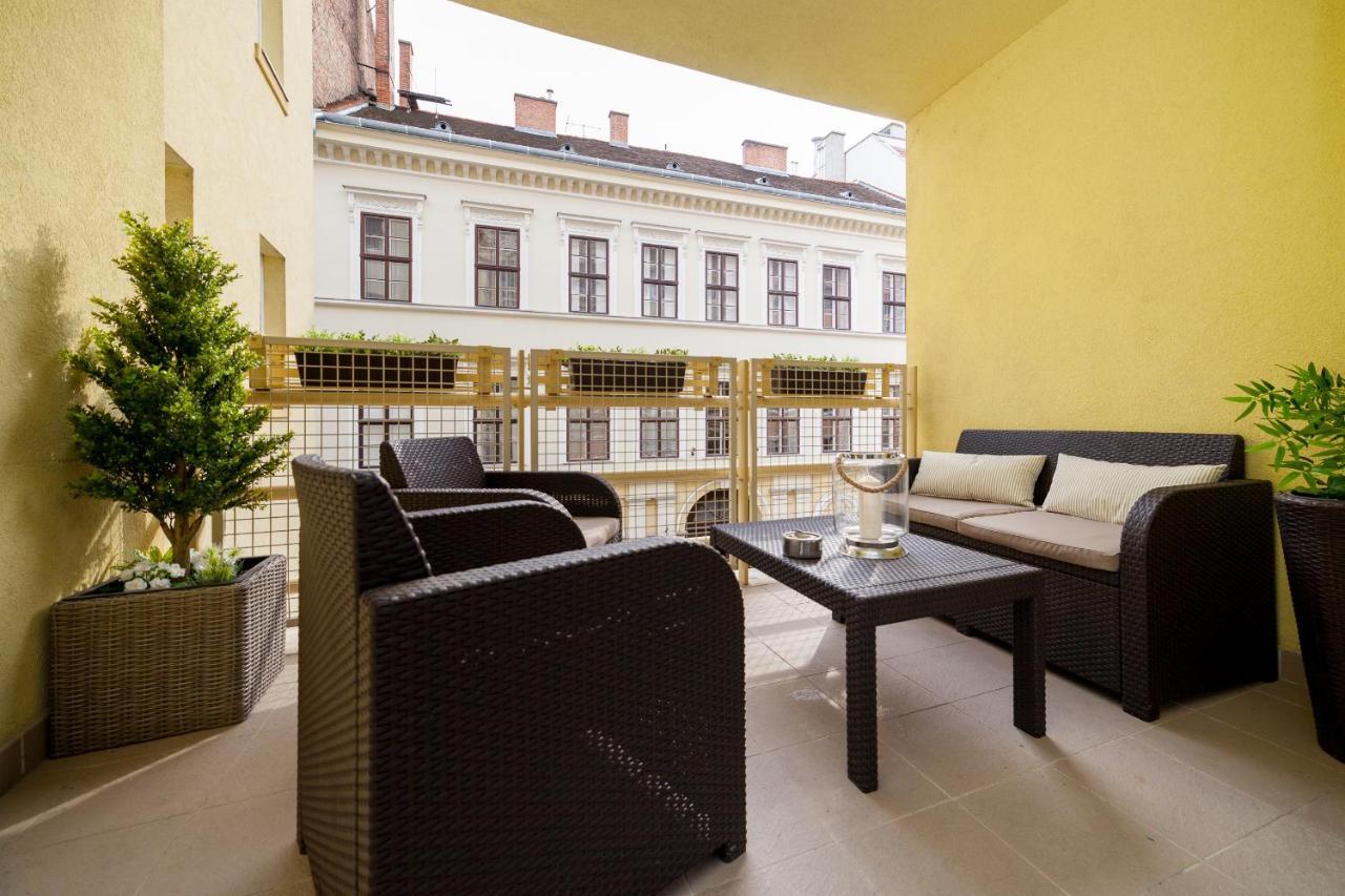 Gde Hollo Apartments Budapest Ngoại thất bức ảnh