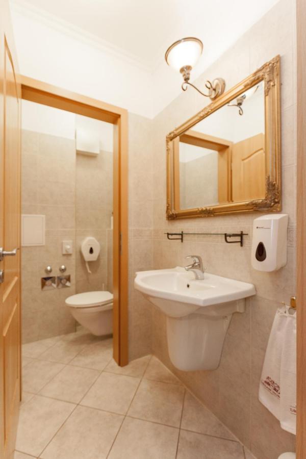 Gde Hollo Apartments Budapest Ngoại thất bức ảnh